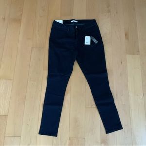 Yummie Eve Skinny stretch jeans NWT 34